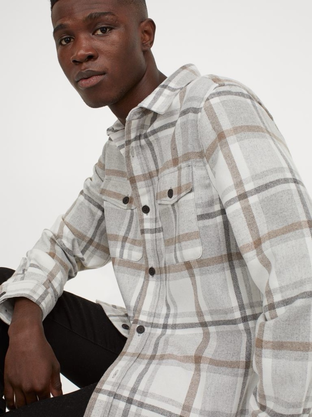H&M Plaid Button-Up Shirt in White and Tan